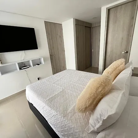 Ocean Drive Piscina Infinity Apartment *